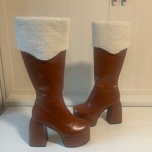 Brown and Cream Heeled Boots with Chunky Heel 39